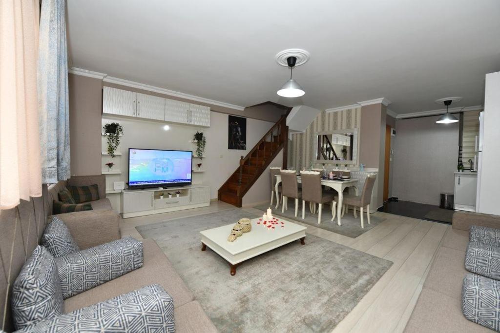 Color Homes Bomonti Istanbul Ngoại thất bức ảnh